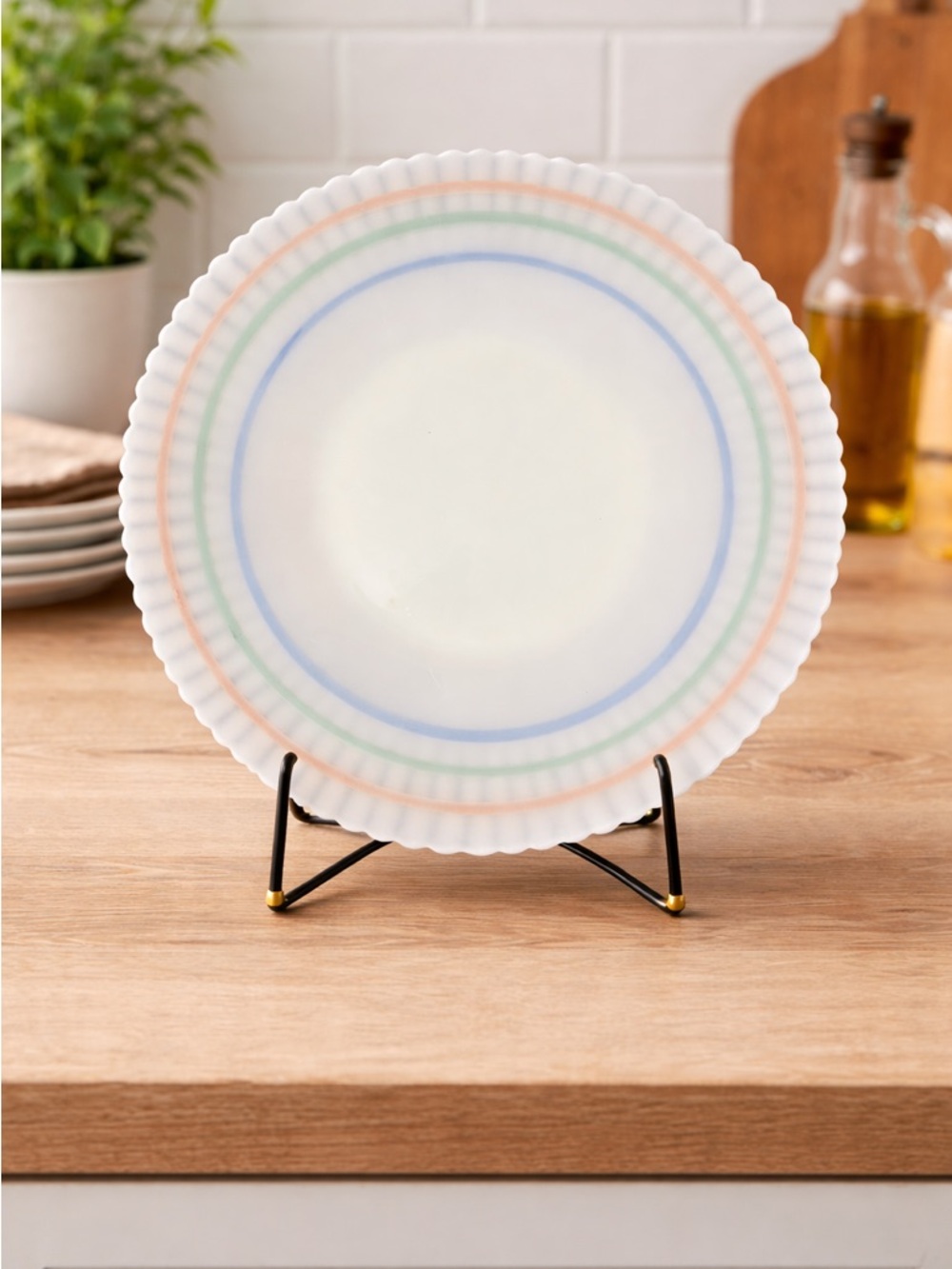 Vintage Macbeth Evans Petalware Plate 10.5” Pastel Trim